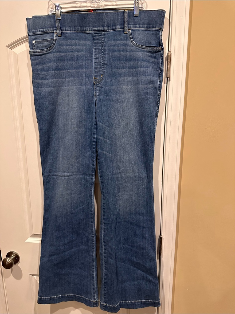 SPANX Women's Medium Blue Flared Jeans